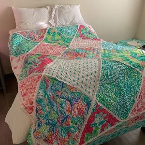 Party Patchwork Quilt